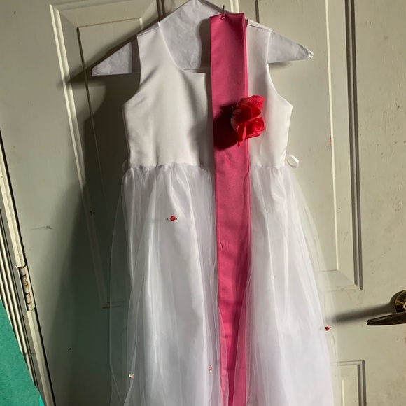 Girls dress - Picture 1 of 2